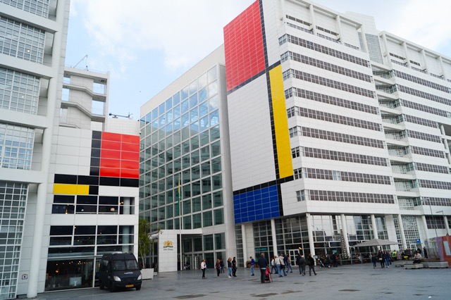 Mondrian pimped city Hall
