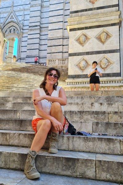 Woman on steps Siena