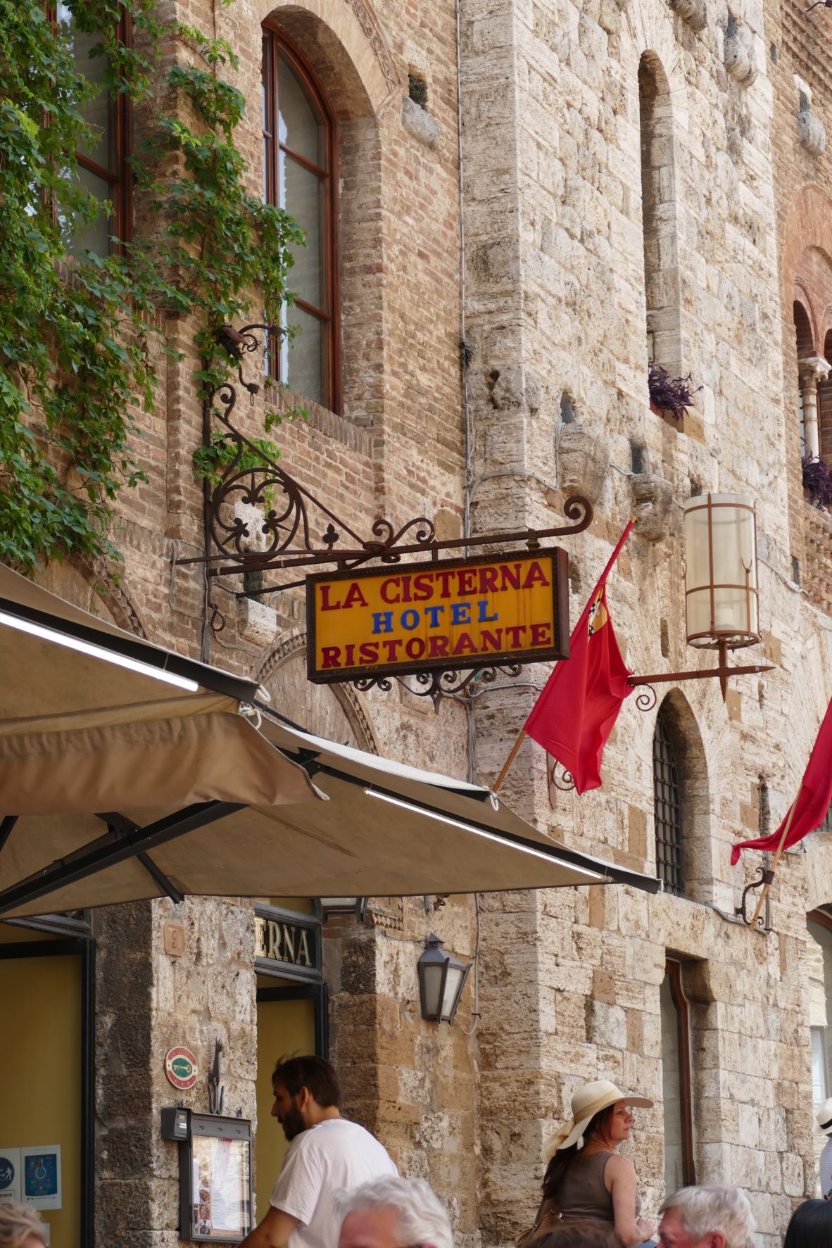 Ristorante sign San Gimignano